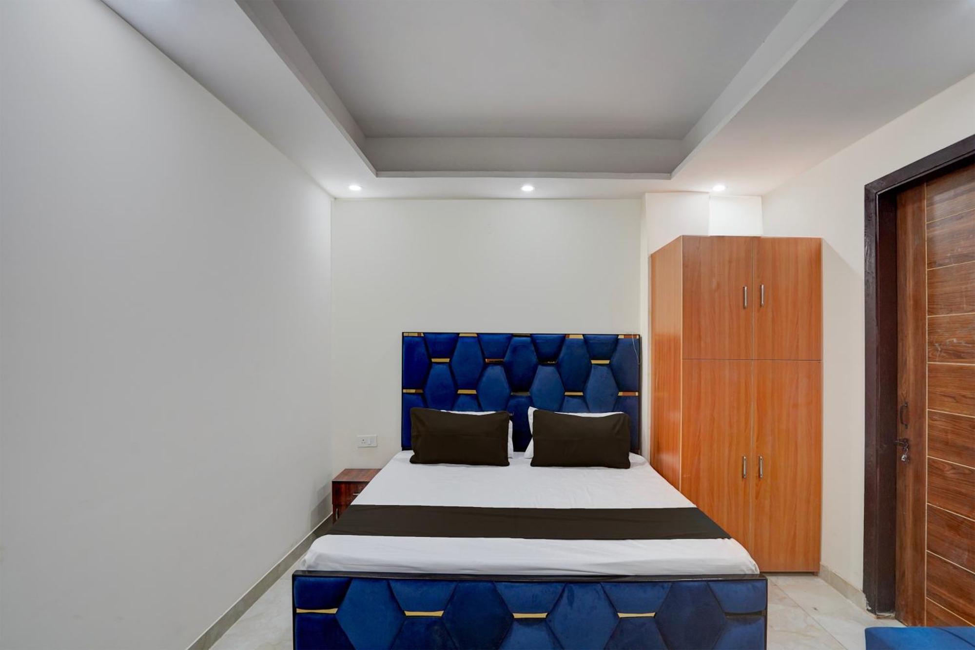 Hotel O R.N Residency Hotel ガーズィヤーバード エクステリア 写真