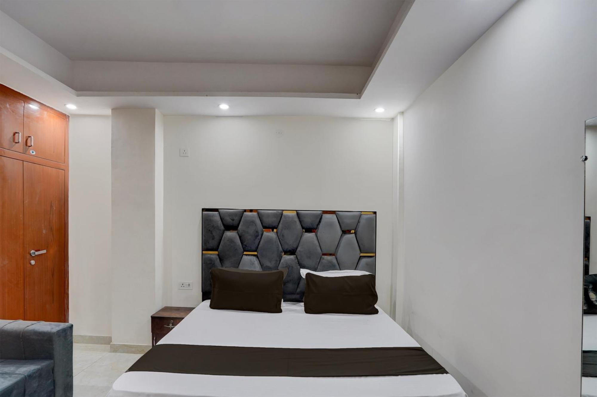 Hotel O R.N Residency Hotel ガーズィヤーバード エクステリア 写真